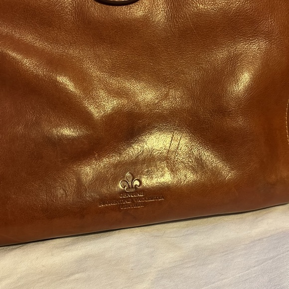 Dooney & Bourke Genuine Florentine Vacchieta Leather Shoulder Bag Logo Clip - Picture 8 of 15
